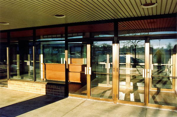 North Kent Mall - Old Photo From Gr Retro (newer photo)